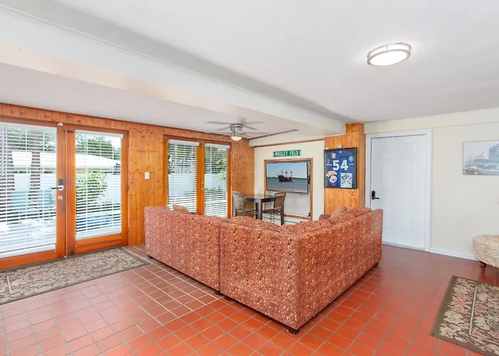 Holiday home Mango Bay Pool House Unit 1 - Monthly