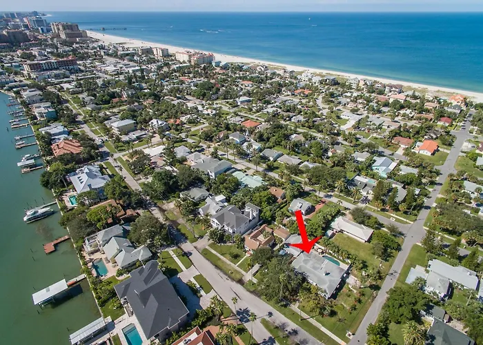 Mango Bay Pool House Unit 1 - Monthly *